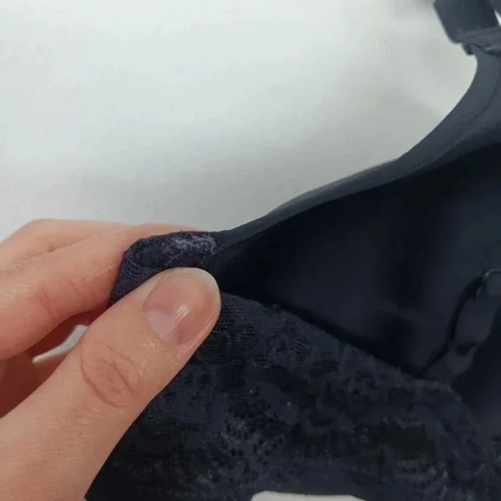 LOT OF 3 Bras Maidenform Vanity Fair‎ Frederick's of Hollywood 36C Pink Black